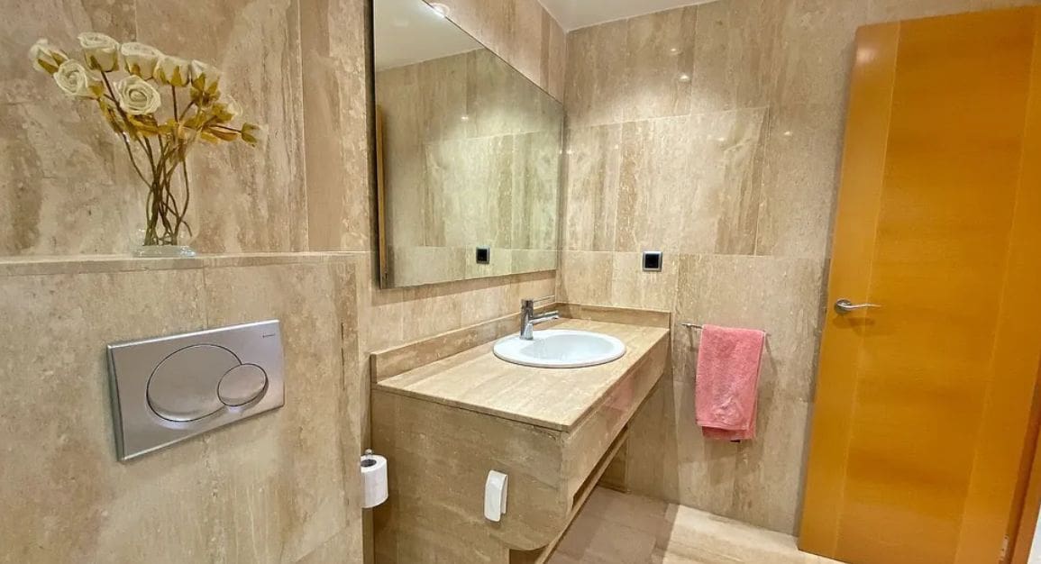 4 soverom Leilighet til salgs i Alicante by med svømmebasseng garasje - € 450 000 (Ref: 9453797)