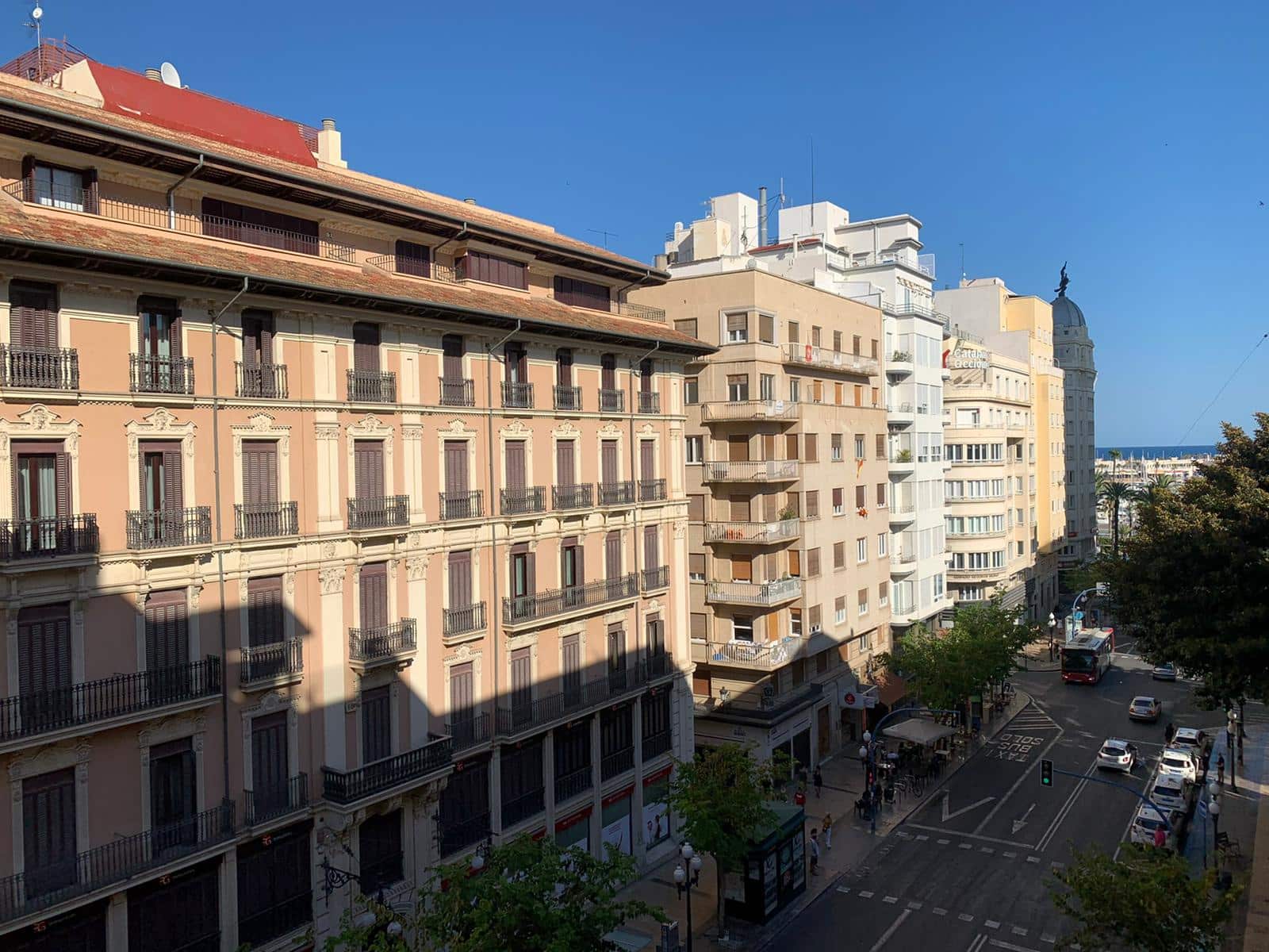 4 bedroom Apartment for sale in Alicante / Alacant city - € 565,000 (Ref: 9453798)