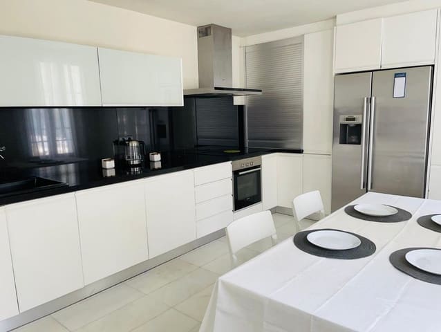 4 sovrum Villa till salu i Finestrat med pool garage - 810 000 € (Ref: 9453800)