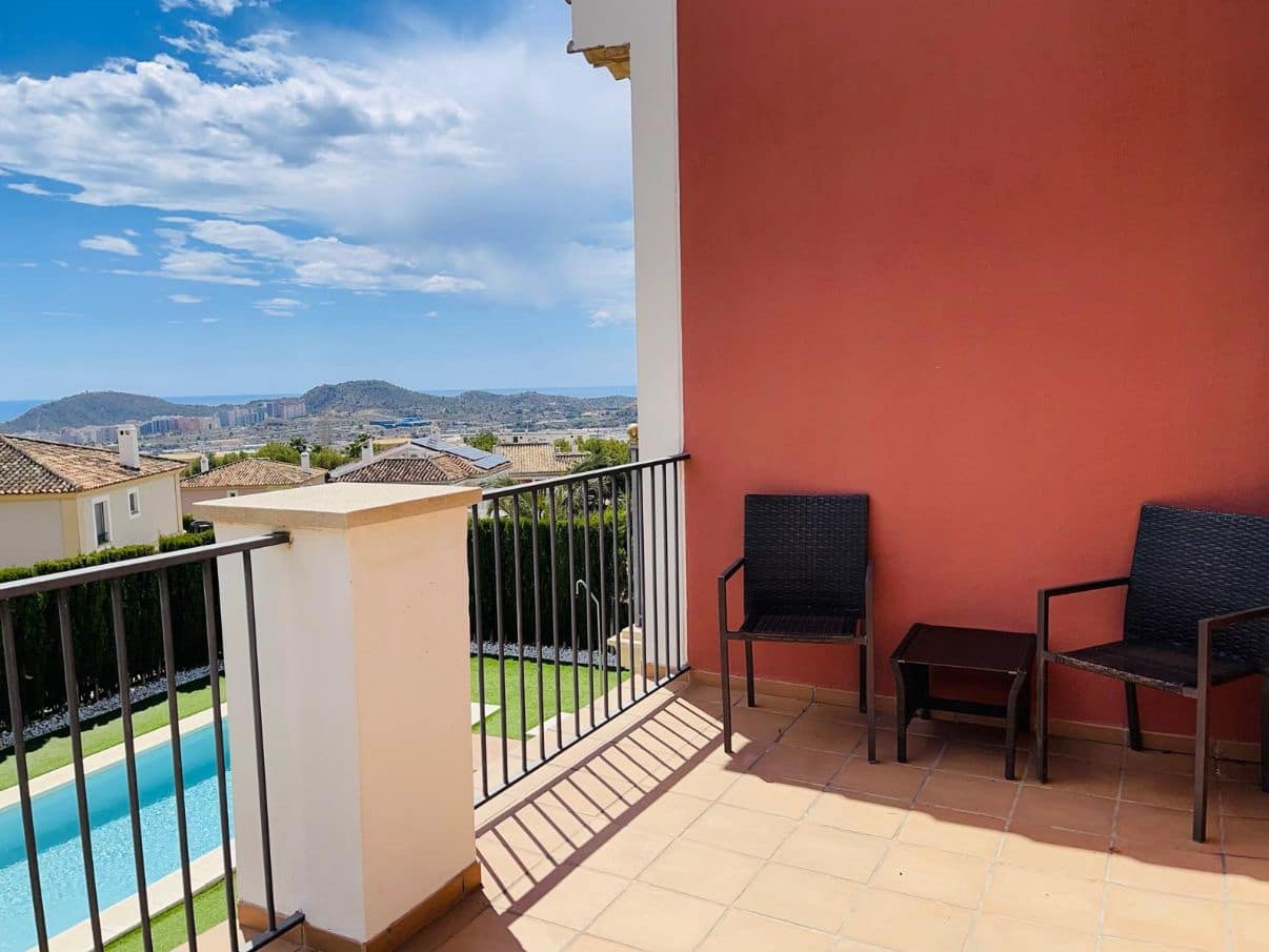 4 sovrum Villa till salu i Finestrat med pool garage - 810 000 € (Ref: 9453800)