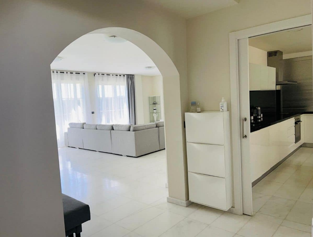 4 sovrum Villa till salu i Finestrat med pool garage - 810 000 € (Ref: 9453800)