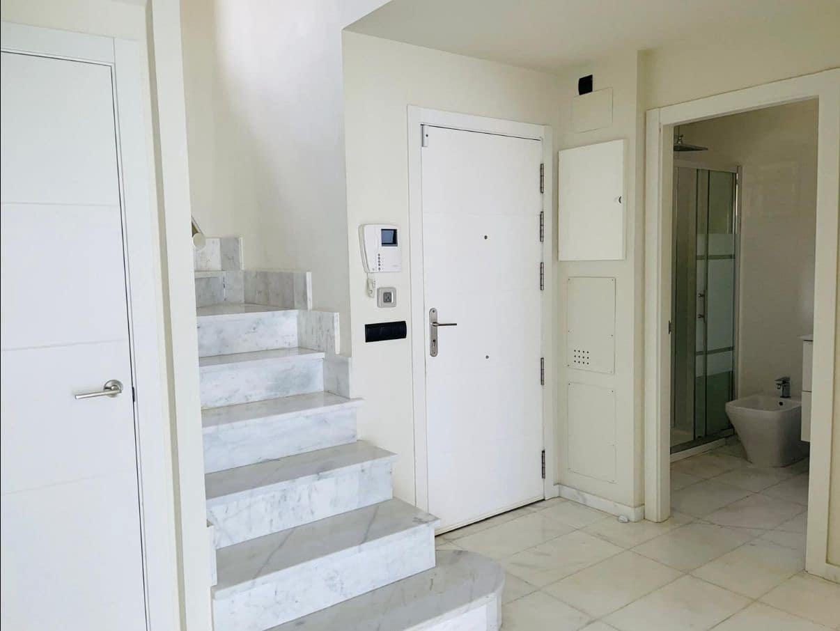 4 sovrum Villa till salu i Finestrat med pool garage - 810 000 € (Ref: 9453800)