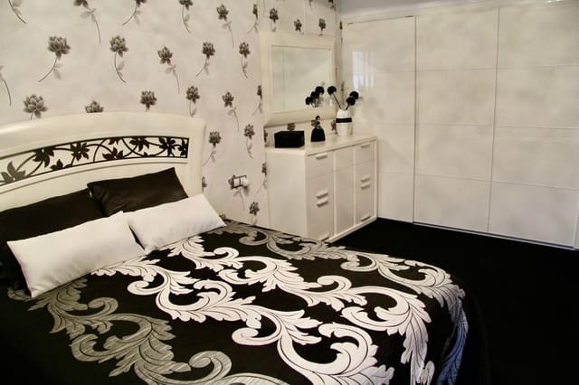 2 bedroom Apartment for sale in Finestrat with pool garage - € 310,000 (Ref: 9453801)