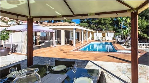 6 sypialnia Willa na sprzedaż w La Nucia z basenem garażem - 720 000 € (Ref: 9453802)