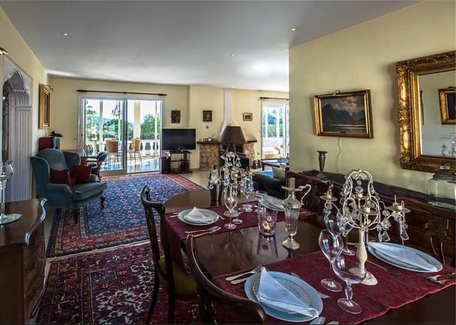 6 sypialnia Willa na sprzedaż w La Nucia z basenem garażem - 720 000 € (Ref: 9453802)