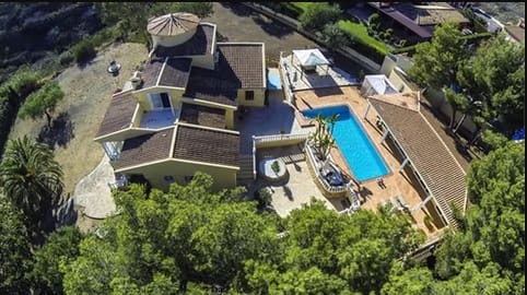 6 bedroom Villa for sale in La Nucia with pool garage - € 720,000 (Ref: 9453802)