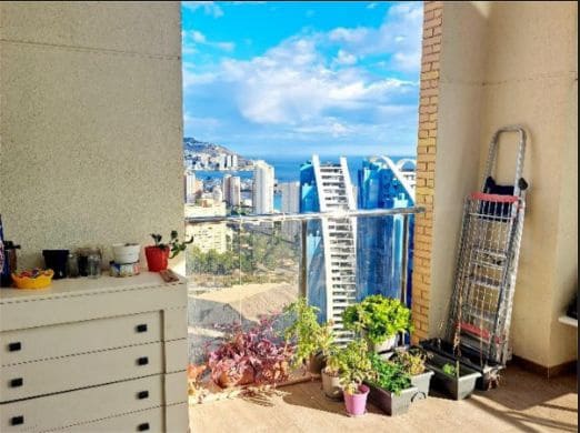 1 soverom Penthouse til salgs i Benidorm med svømmebasseng - € 280 000 (Ref: 9453804)