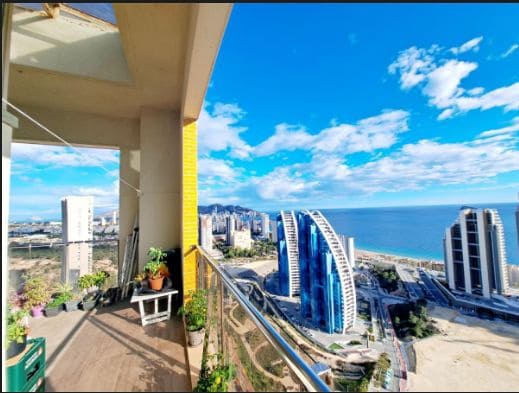 1 soverom Penthouse til salgs i Benidorm med svømmebasseng - € 280 000 (Ref: 9453804)