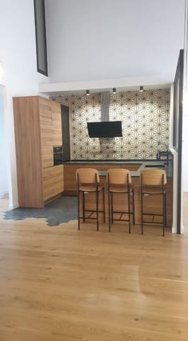 4 Zimmer Apartment zu verkaufen in Alicante / Alacant Stadt mit Pool - 795.000 € (Ref: 9453805)