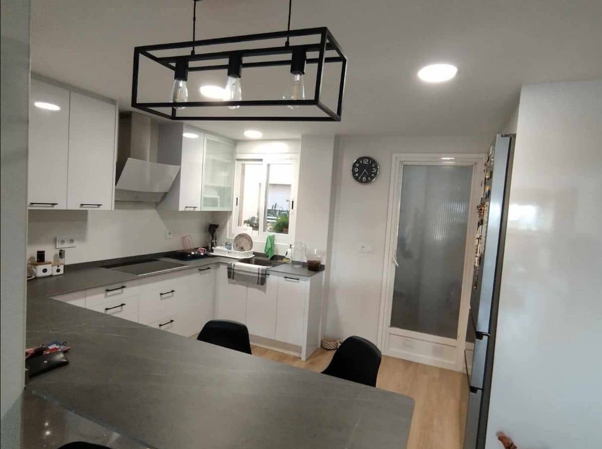 3 bedroom Apartment for sale in Benidorm with garage - € 295,000 (Ref: 9453806)