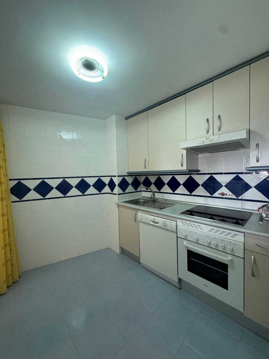 2 soverom Leilighet til salgs i Benidorm med svømmebasseng garasje - € 278 100 (Ref: 9453811)