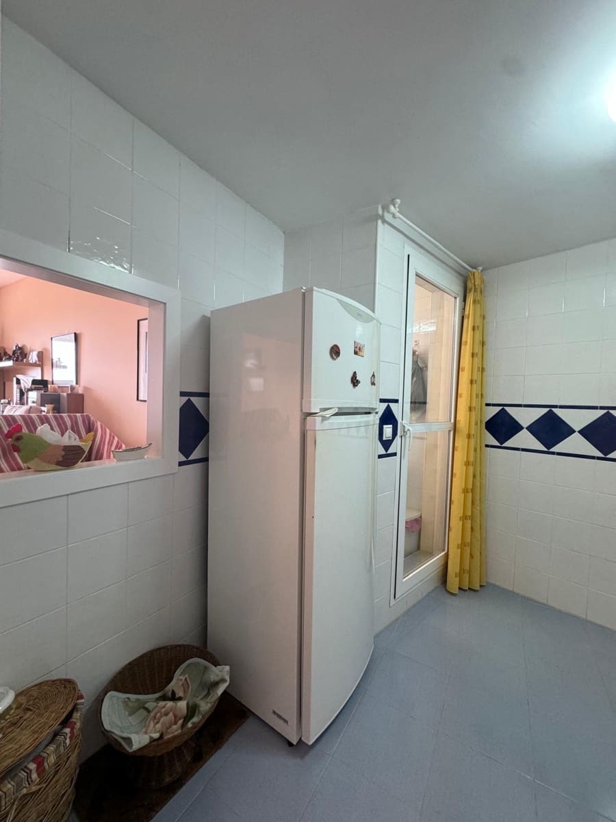 2 soverom Leilighet til salgs i Benidorm med svømmebasseng garasje - € 278 100 (Ref: 9453811)