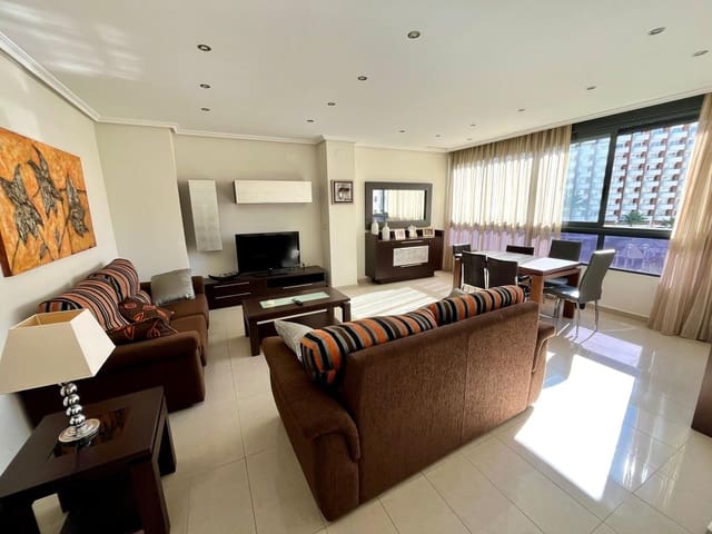 Apartamento de 2 habitaciones en Rincón de Loix, Benidorm en venta con piscina garaje - 450.000 € (Ref: 9453816)