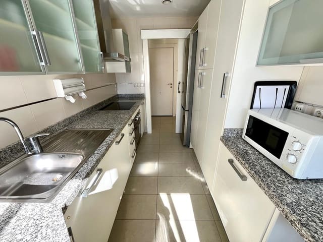 Apartamento de 2 habitaciones en Rincón de Loix, Benidorm en venta con piscina garaje - 450.000 € (Ref: 9453816)