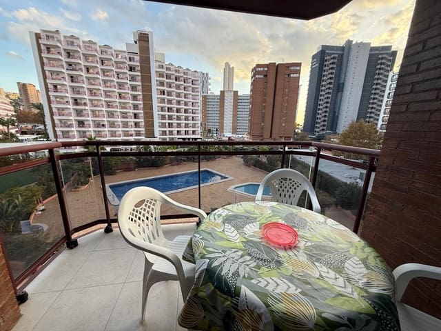 1 sovrum Lägenhet till salu i Levante, Benidorm med pool - 179 000 € (Ref: 9453817)