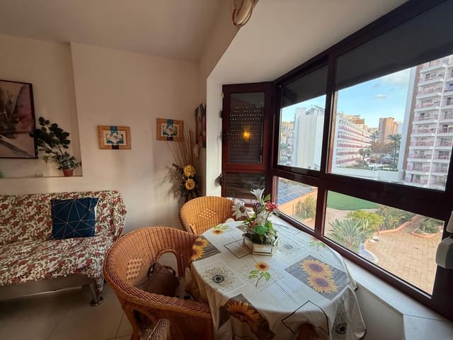1 sovrum Lägenhet till salu i Levante, Benidorm med pool - 179 000 € (Ref: 9453817)