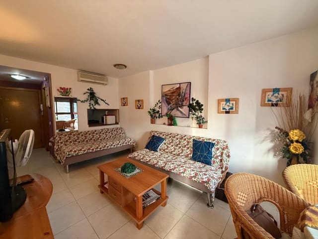 1 sovrum Lägenhet till salu i Levante, Benidorm med pool - 179 000 € (Ref: 9453817)