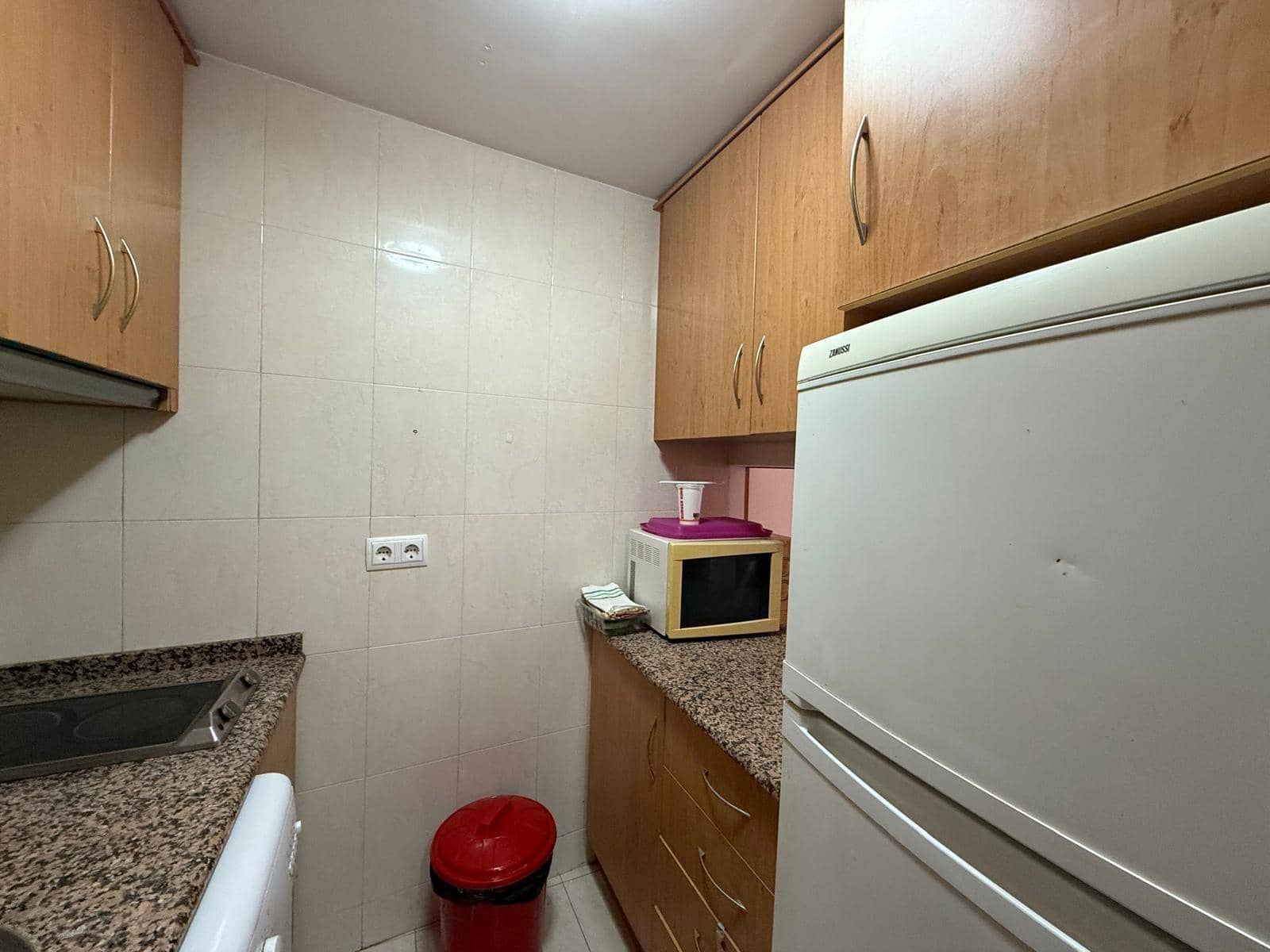 1 Zimmer Apartment zu verkaufen in Benidorm mit Pool - 179.000 € (Ref: 9453817)