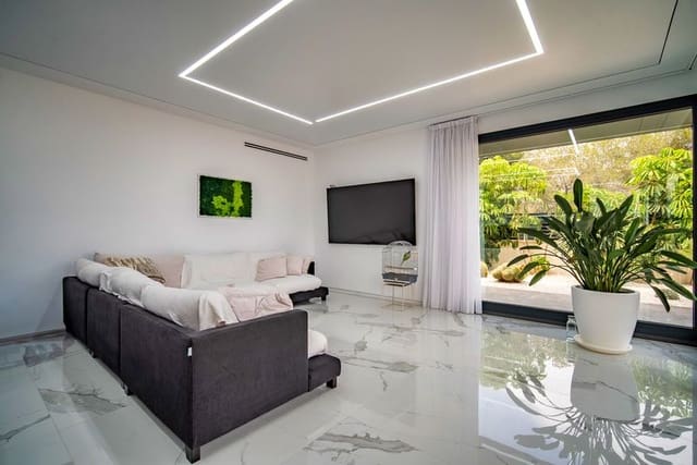 4 sypialnia Willa na sprzedaż w Poniente, Benidorm z basenem garażem - 2 500 000 € (Ref: 9453825)