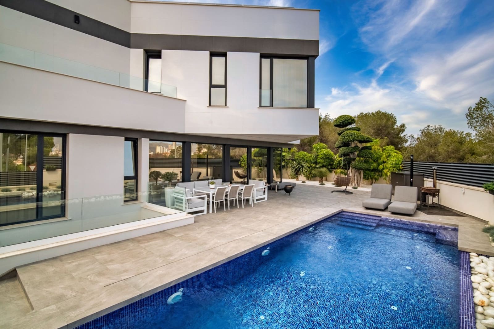 4 sypialnia Willa na sprzedaż w Benidorm z basenem garażem - 2 500 000 € (Ref: 9453825)