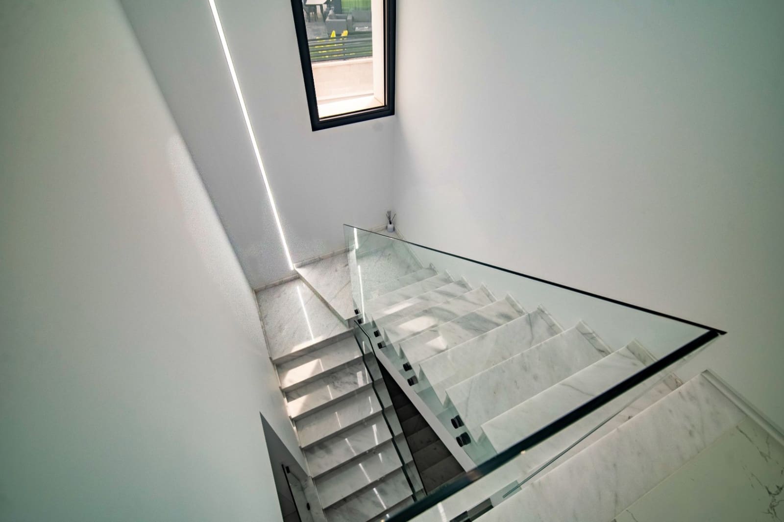 4 sypialnia Willa na sprzedaż w Benidorm z basenem garażem - 2 500 000 € (Ref: 9453825)