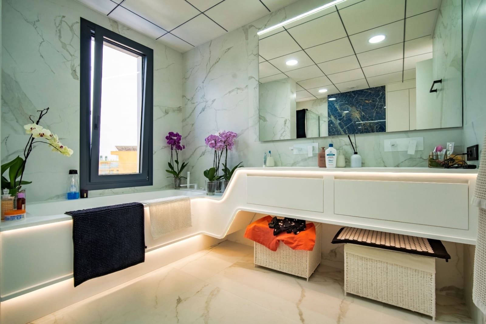 4 sypialnia Willa na sprzedaż w Benidorm z basenem garażem - 2 500 000 € (Ref: 9453825)