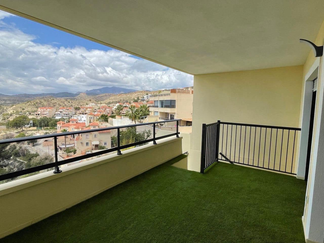 4 sypialnia Apartament na sprzedaż w La Villajoyosa / Vila Joiosa z basenem garażem - 360 000 € (Ref: 9453826)