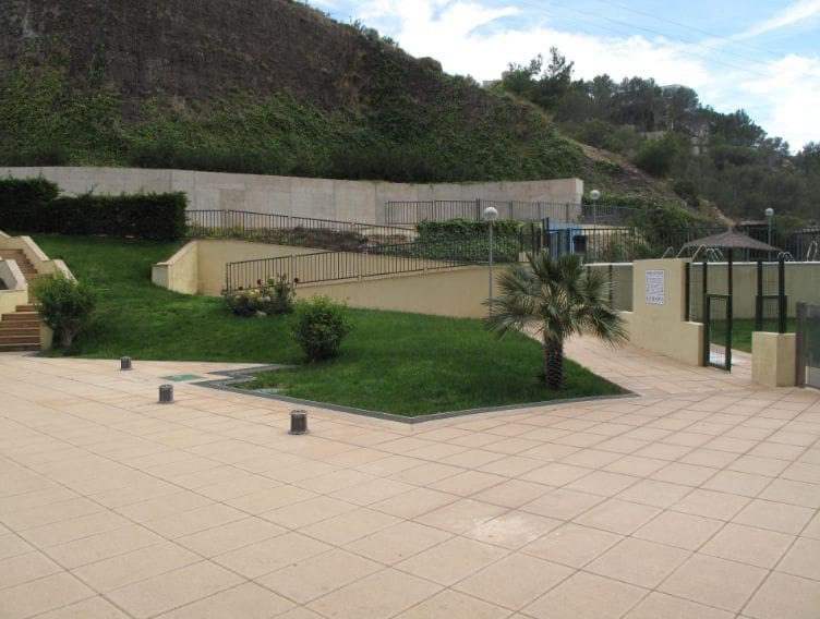 2 soverom Leilighet til salgs i Benidorm med svømmebasseng garasje - € 299 000 (Ref: 9453842)