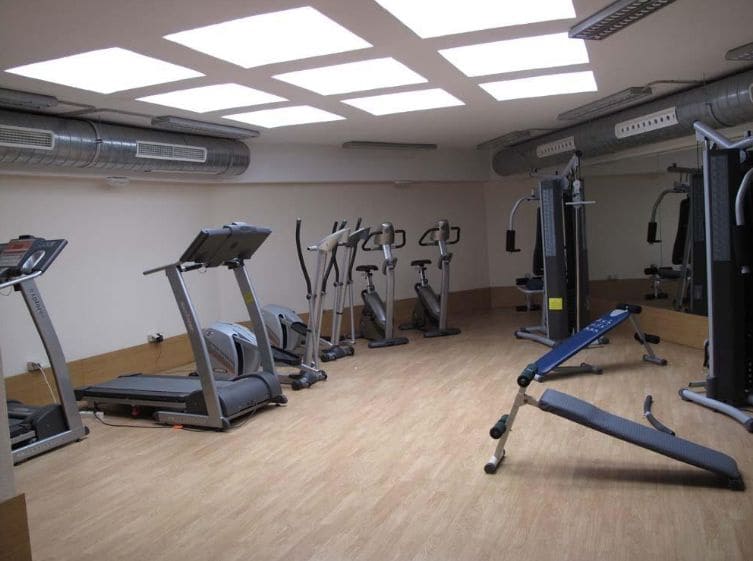 2 soverom Leilighet til salgs i Benidorm med svømmebasseng garasje - € 299 000 (Ref: 9453842)