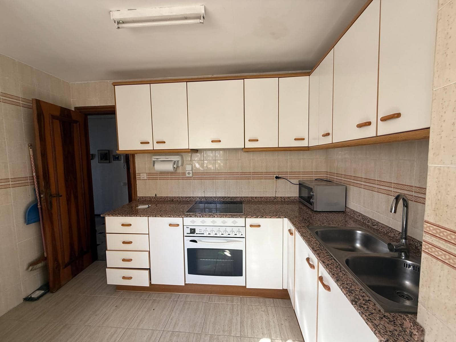 4 soverom Leilighet til salgs i Benidorm med svømmebasseng garasje - € 735 000 (Ref: 9453860)