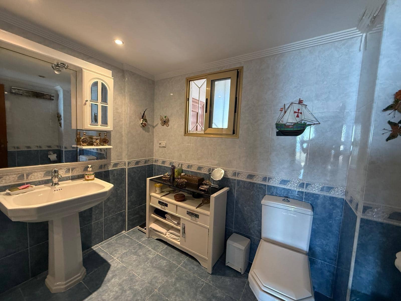 4 soverom Leilighet til salgs i Benidorm med svømmebasseng garasje - € 735 000 (Ref: 9453860)