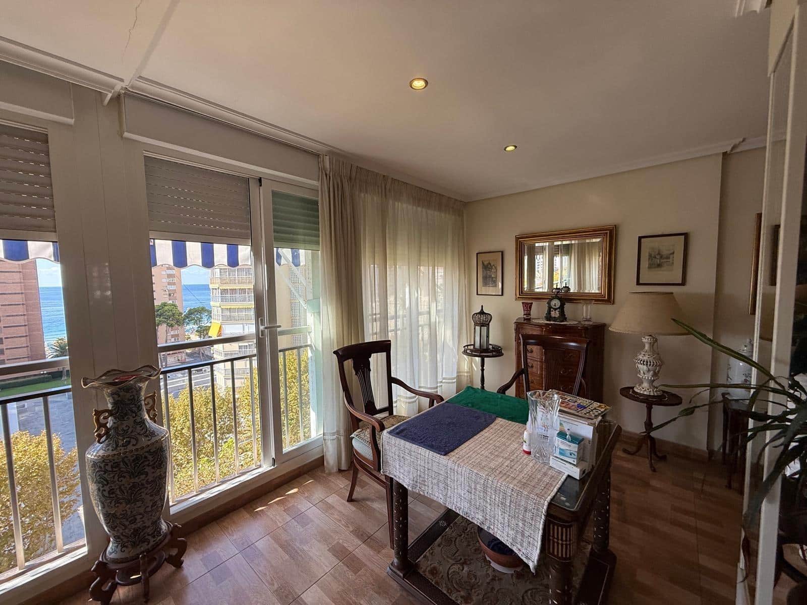 2 soverom Leilighet til salgs i Benidorm med garasje - € 395 000 (Ref: 9453861)