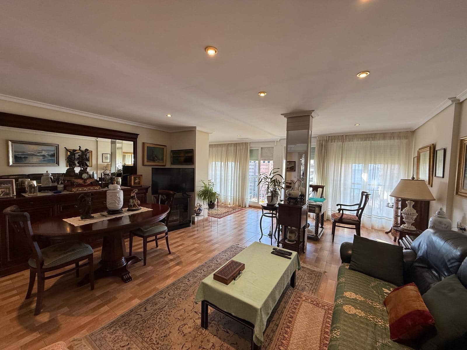 2 soverom Leilighet til salgs i Benidorm med garasje - € 395 000 (Ref: 9453861)