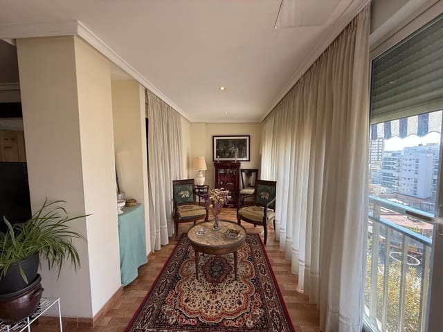 2 soverom Leilighet til salgs i Levante, Benidorm med garasje - € 395 000 (Ref: 9453861)