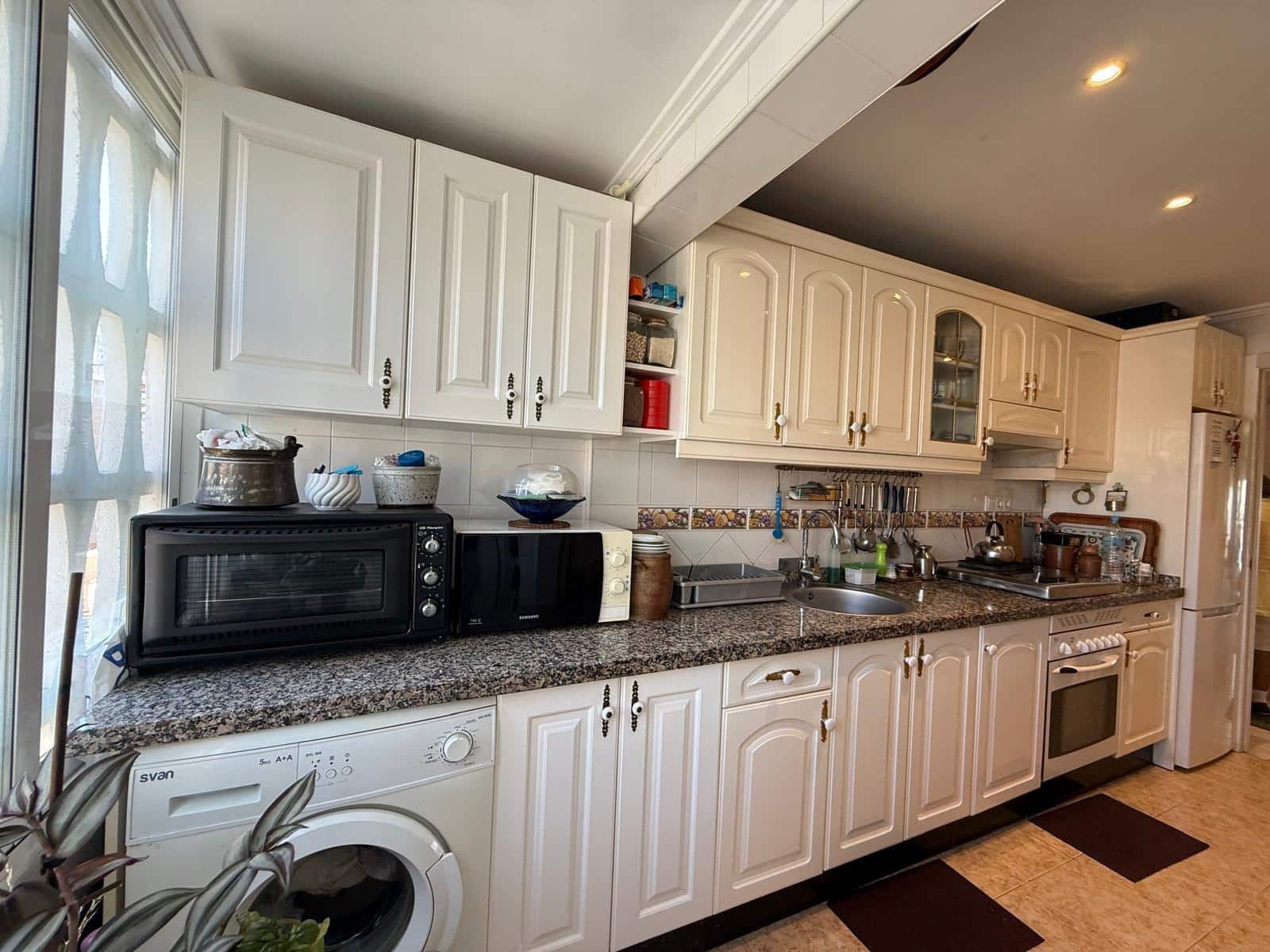 2 soverom Leilighet til salgs i Benidorm med garasje - € 395 000 (Ref: 9453861)