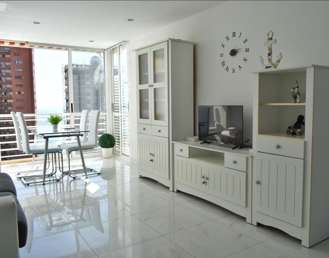 1 quarto Apartamento para venda em Benidorm com piscina garagem - 270 000 € (Ref: 9453862)