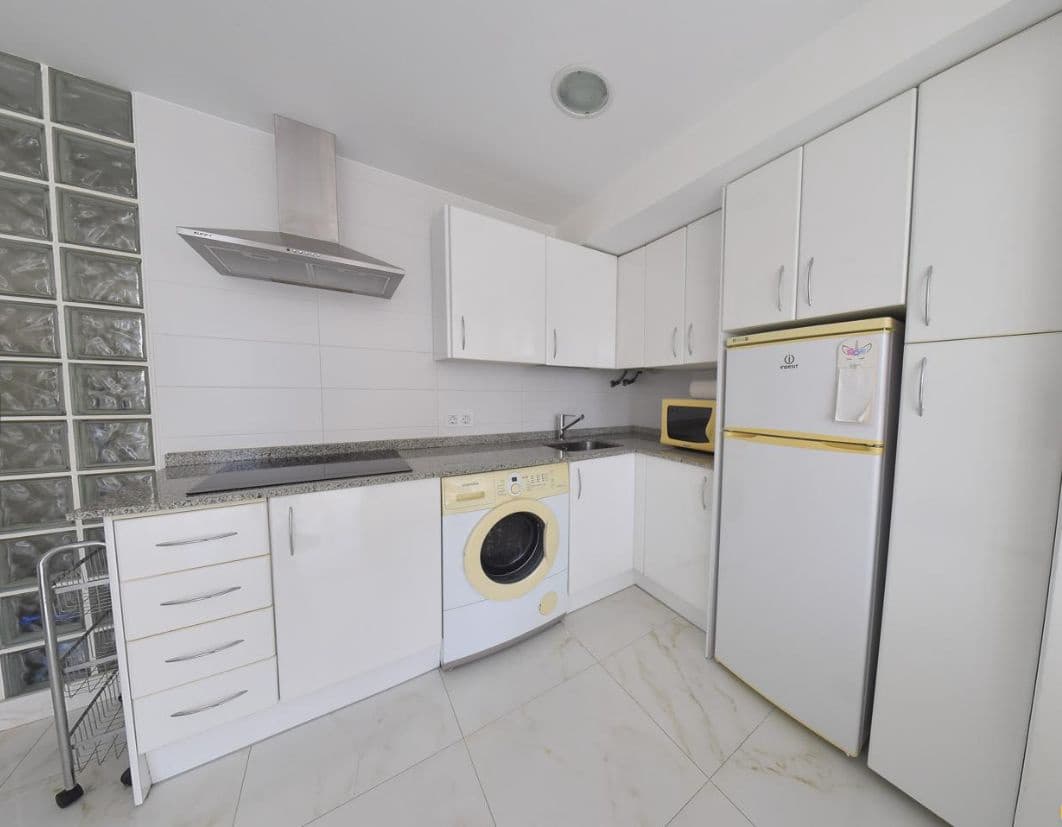 1 quarto Apartamento para venda em Benidorm com piscina garagem - 270 000 € (Ref: 9453862)