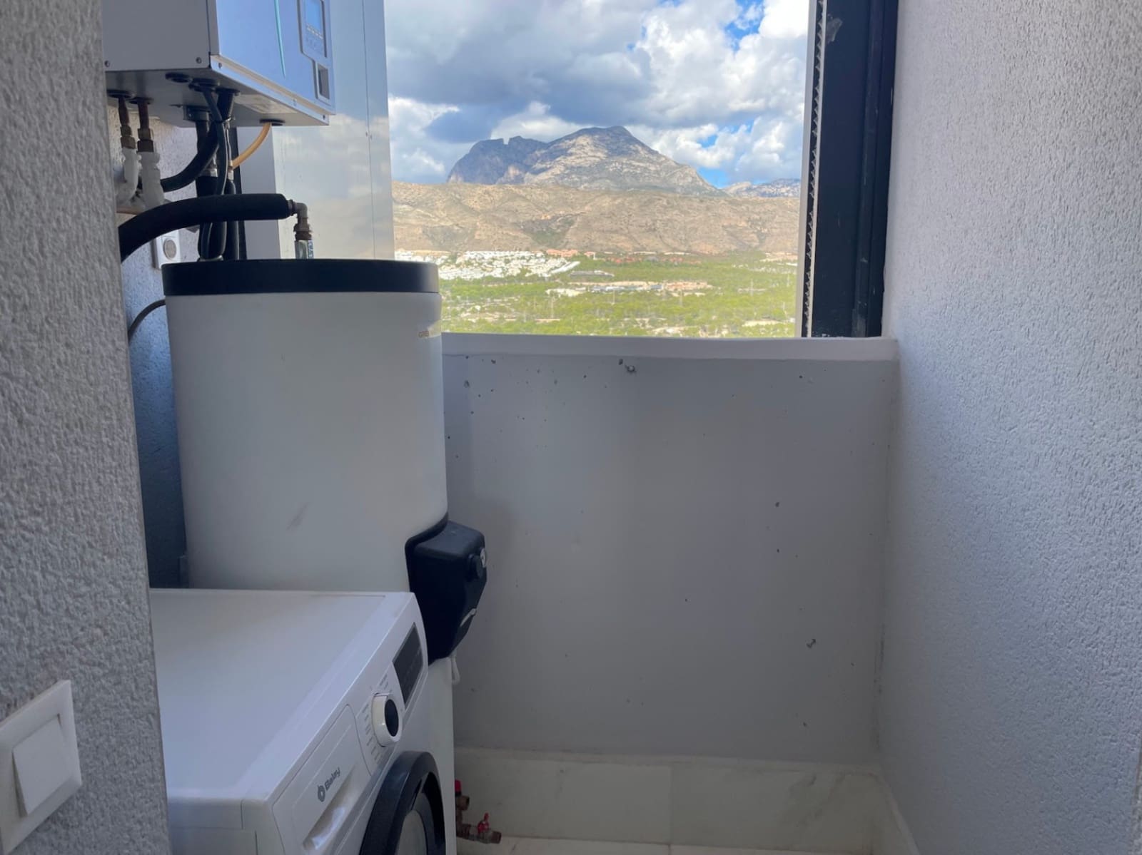 3 bedroom Apartment for sale in Benidorm with pool garage - € 695,000 (Ref: 9453883)