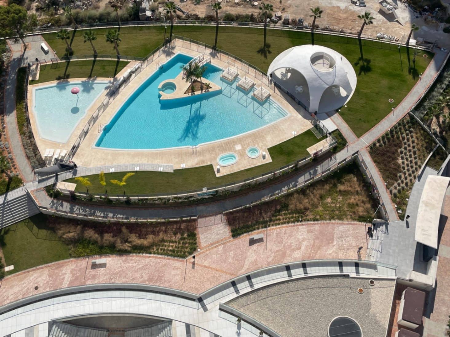 3 bedroom Apartment for sale in Benidorm with pool garage - € 695,000 (Ref: 9453883)