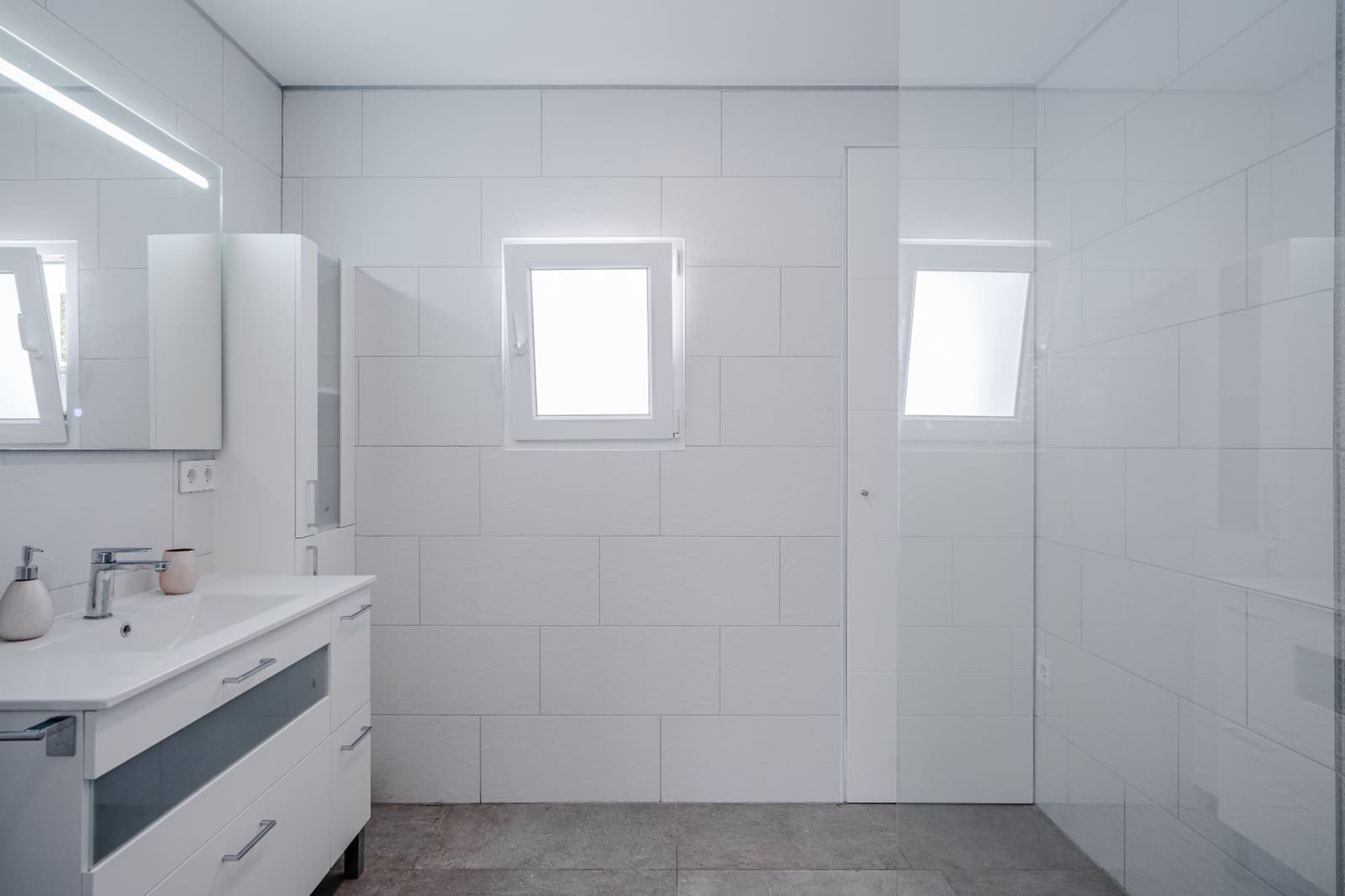 4 bedroom Villa for sale in Calpe / Calp with pool garage - € 1,149,000 (Ref: 9453886)