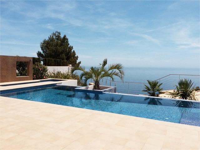 3 bedroom Villa for sale in Cumbre del Sol with pool garage - € 590,000 (Ref: 9453888)