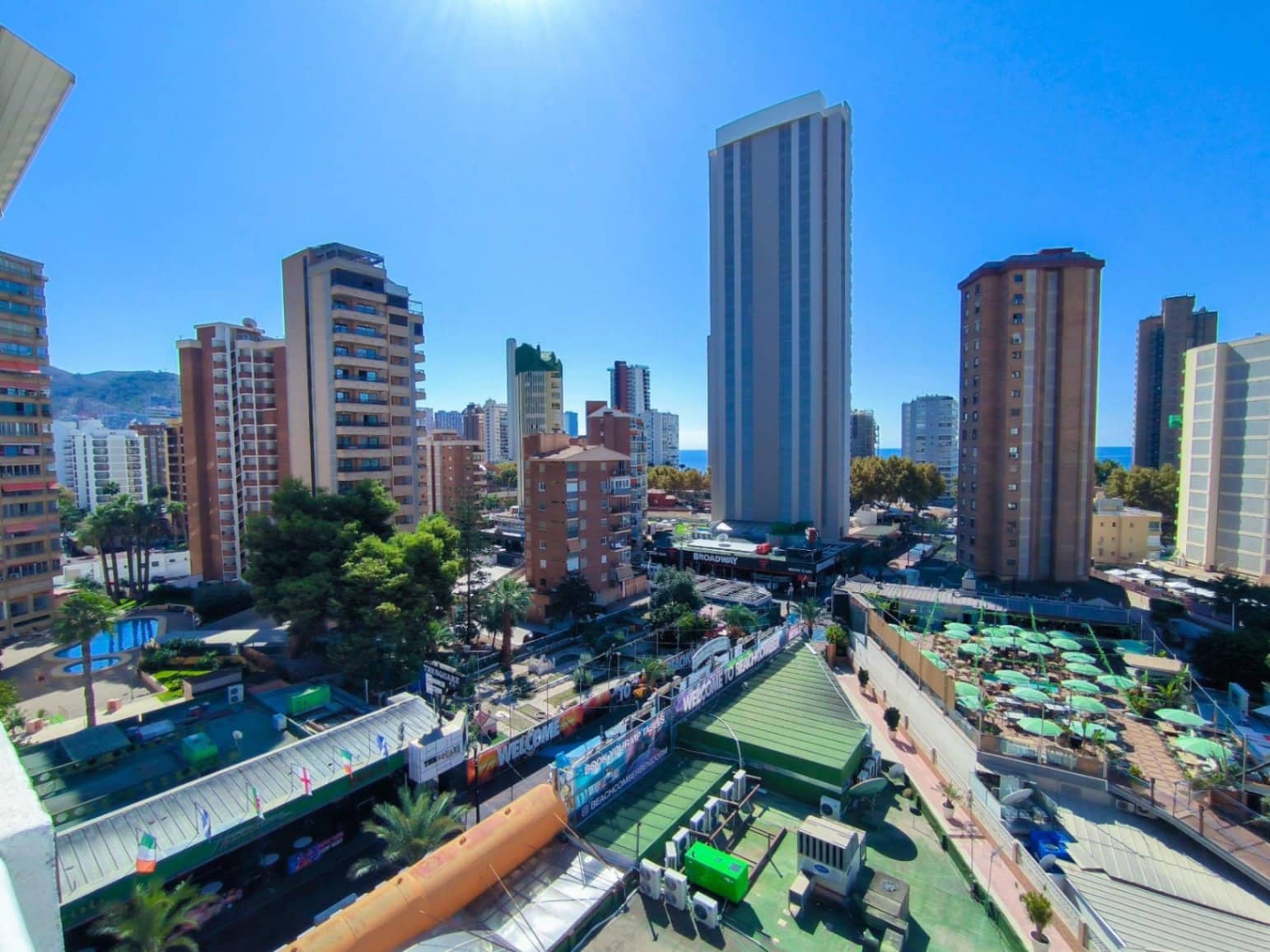2 bedroom Apartment for sale in Benidorm - € 235,000 (Ref: 9453900)