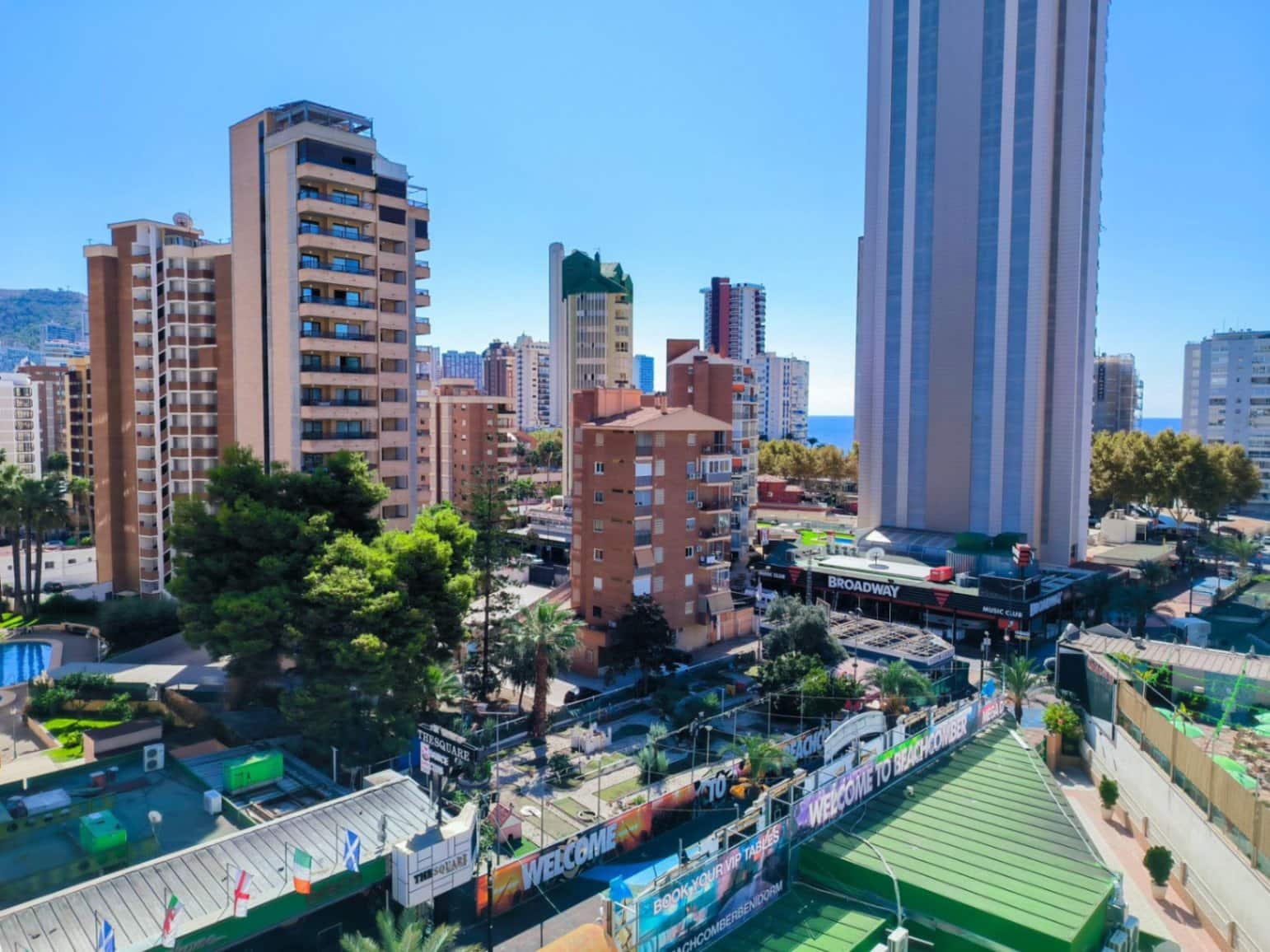 2 bedroom Apartment for sale in Benidorm - € 235,000 (Ref: 9453900)