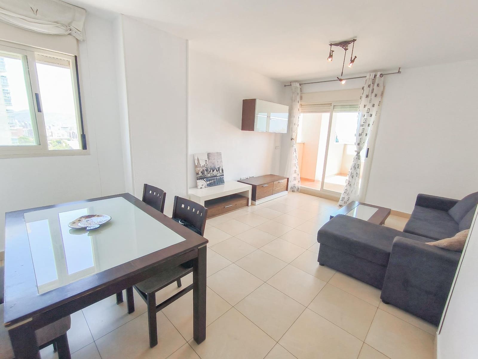 2 bedroom Apartment for sale in Benidorm with pool garage - € 350,000 (Ref: 9453902)