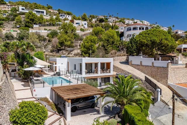 4 soveværelse Villa til salg i Benissa med swimmingpool garage - € 1.950.000 (Ref: 9453911)