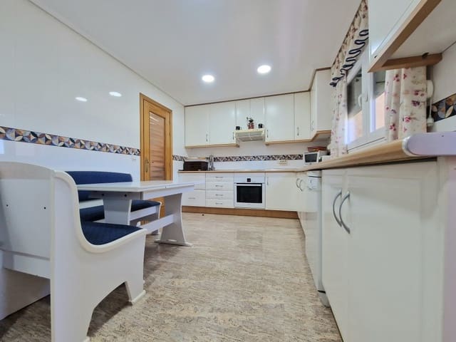 4 soverom Leilighet til salgs i Levante, Benidorm med svømmebasseng garasje - € 685 000 (Ref: 9453913)