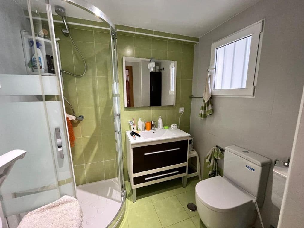 1 soverom Leilighet til salgs i Benidorm med svømmebasseng garasje - € 223 000 (Ref: 9453921)