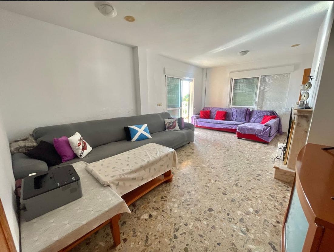 5 bedroom Apartment for sale in Polop with pool garage - € 636,500 (Ref: 9453924)