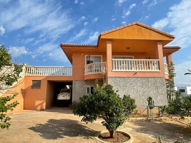 5 bedroom Apartment for sale in Polop with pool garage - € 636,500 (Ref: 9453924)