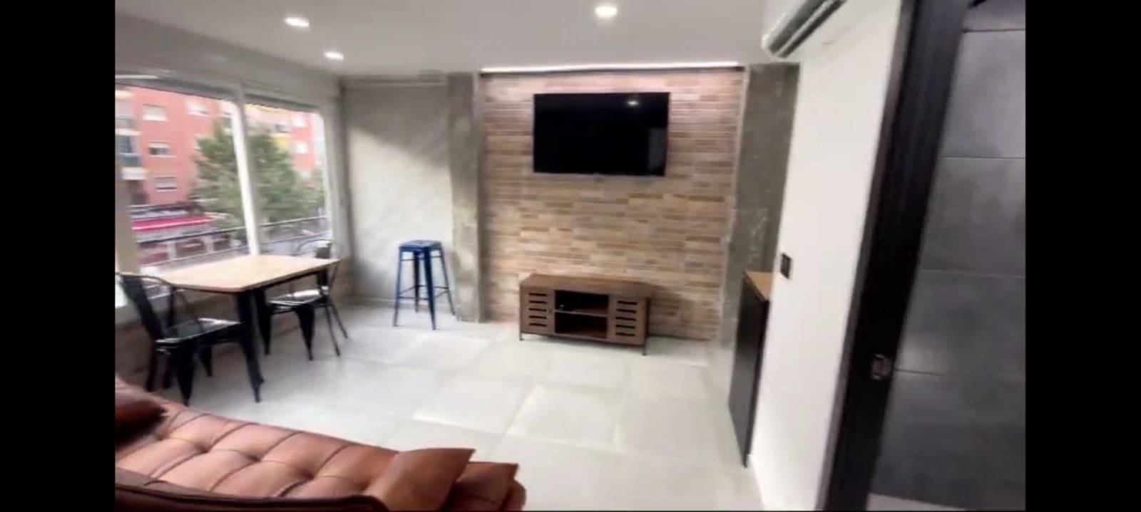 2 bedroom Apartment for sale in Benidorm - € 230,000 (Ref: 9453940)